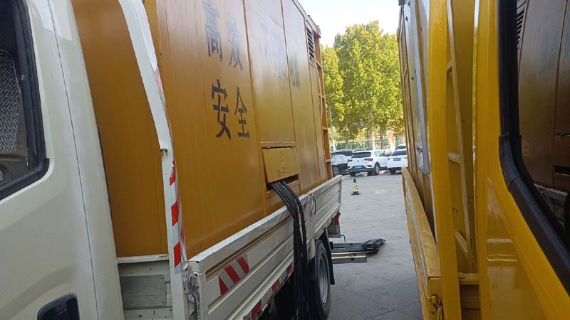 运河如何判断柴油发电机组和UPS电源的切换时间是否符合要求？